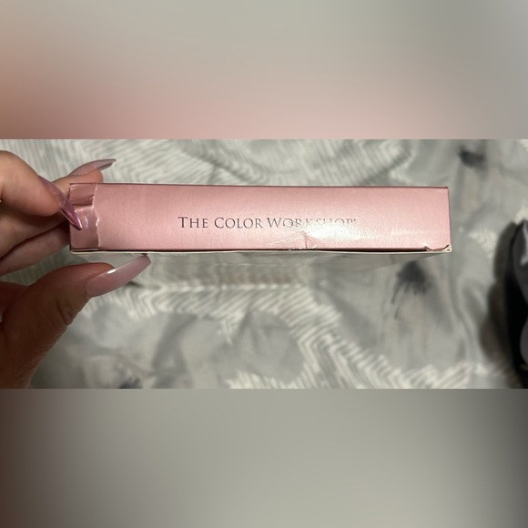 💰2/$10 NIB -Art Deco Nails& cupcake keychain covers - Picture 4 of 6